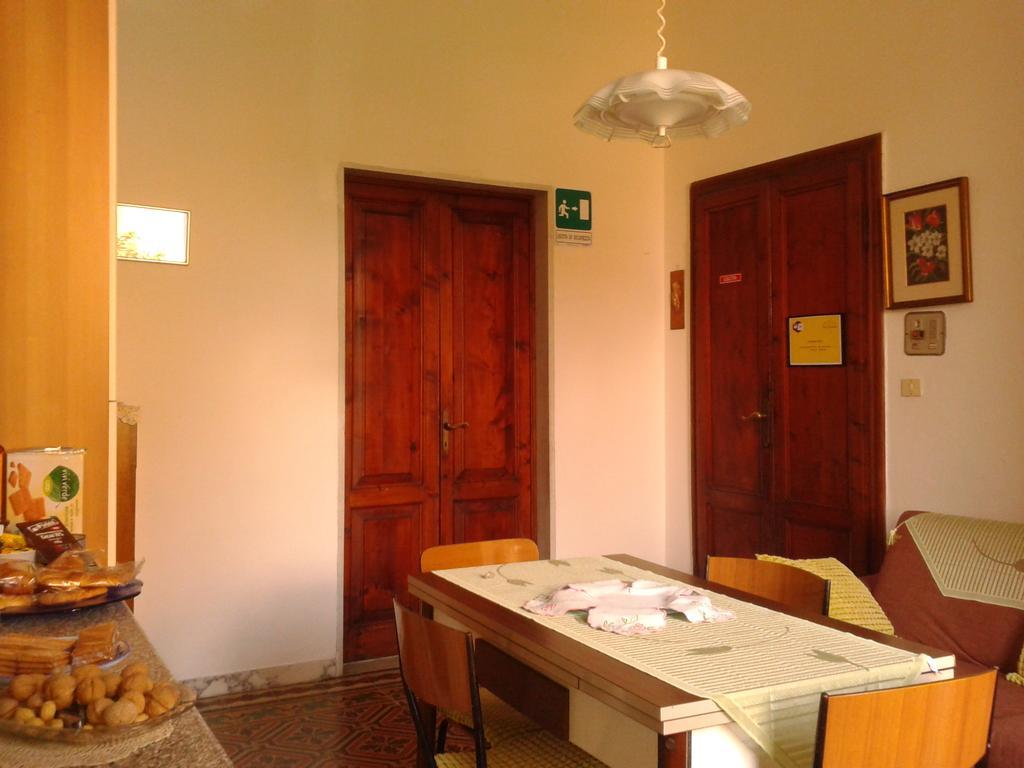 Eco B&B I Due Oleandri Marina Di Carrara Luaran gambar